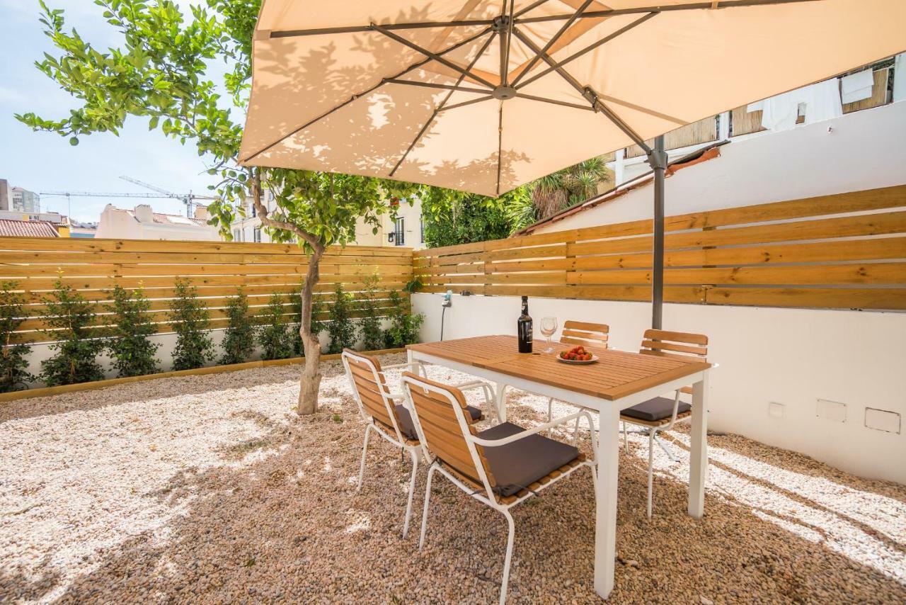 Lemon Tree Garden 3Bedroom Apartment Lisbon Exterior photo