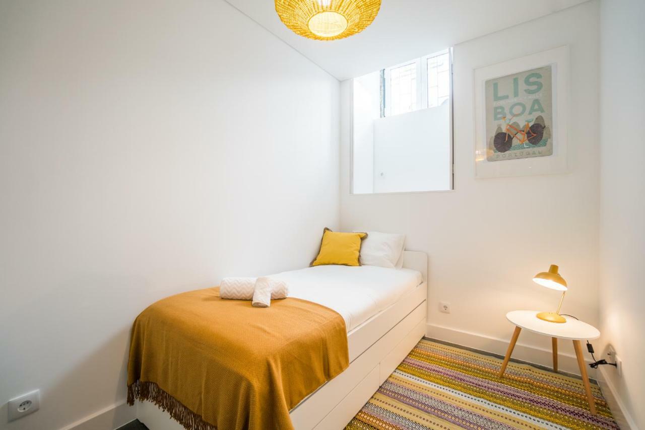 Lemon Tree Garden 3Bedroom Apartment Lisbon Exterior photo