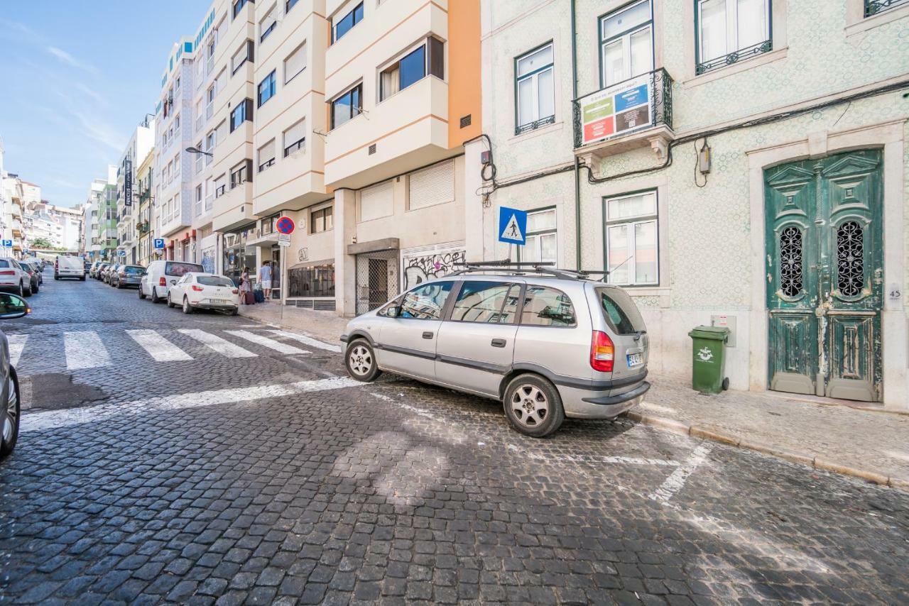 Lemon Tree Garden 3Bedroom Apartment Lisbon Exterior photo